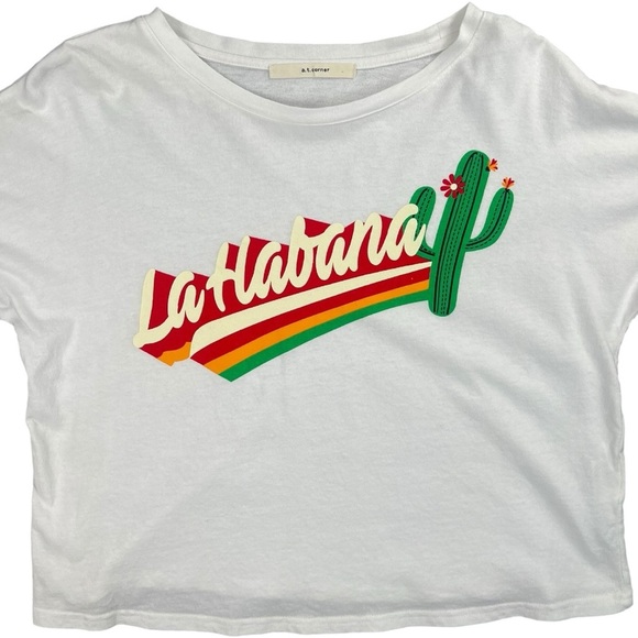 a.t.corner Women’s Flared Sleeve Graphic Blouse In Size Small ~ New Korean Brand - Picture 2 of 6